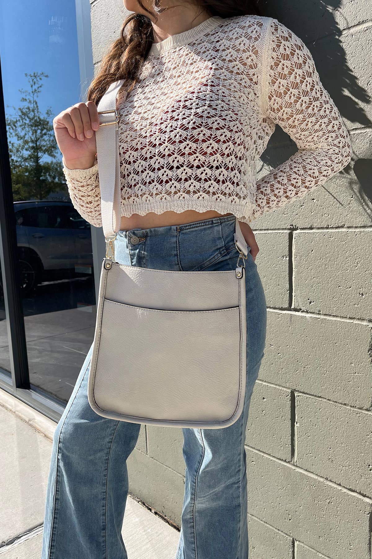 M2168 Posie Crossbody w/ Removable Strap: Brown.Brown