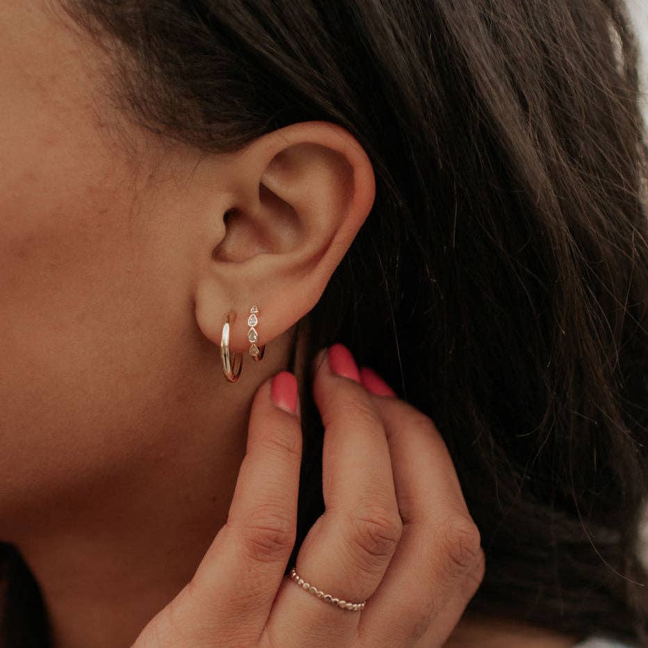 May Raindrop Hoops: Silver