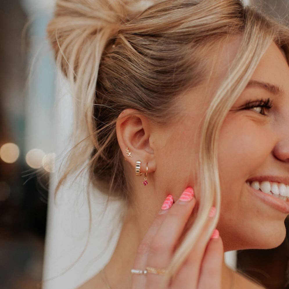 Margot Hoops: Gold Diamond