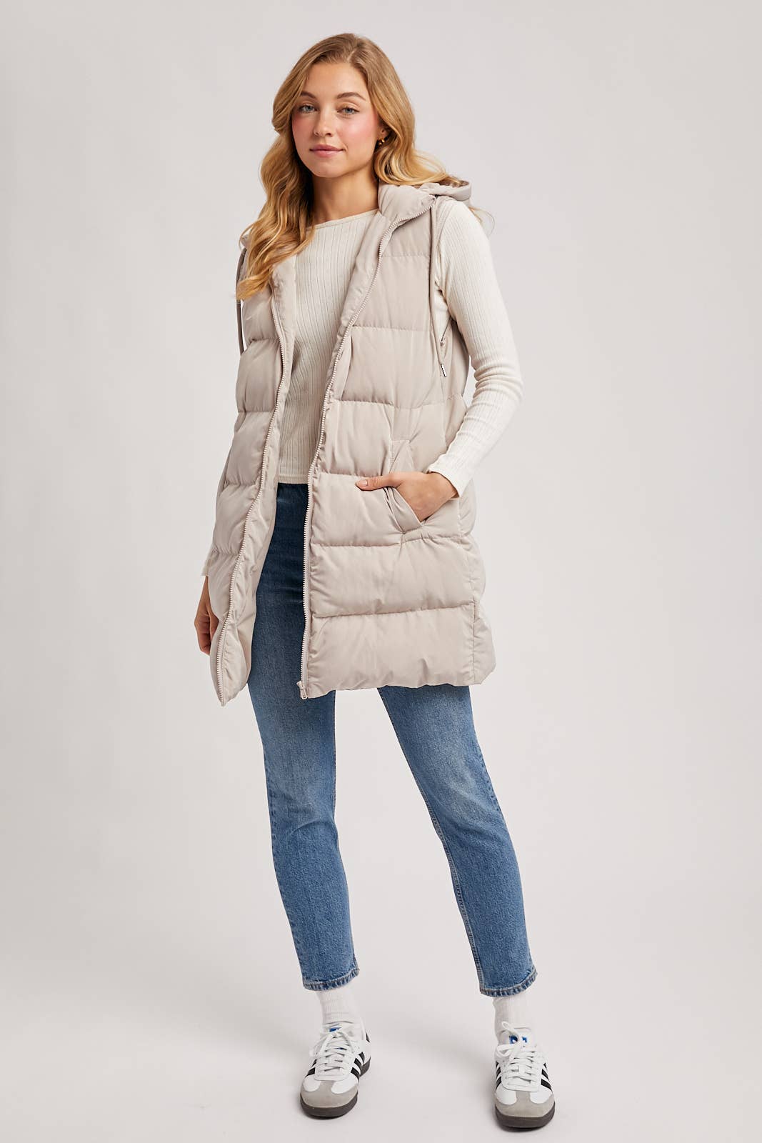 HOODED ZIPPER DOWN LONGLINE PUFFER VEST: CHOCOLATE / S