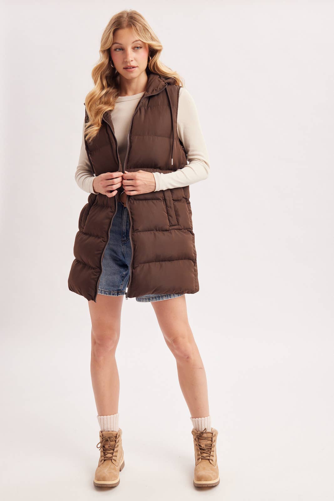 HOODED ZIPPER DOWN LONGLINE PUFFER VEST: CHOCOLATE / S