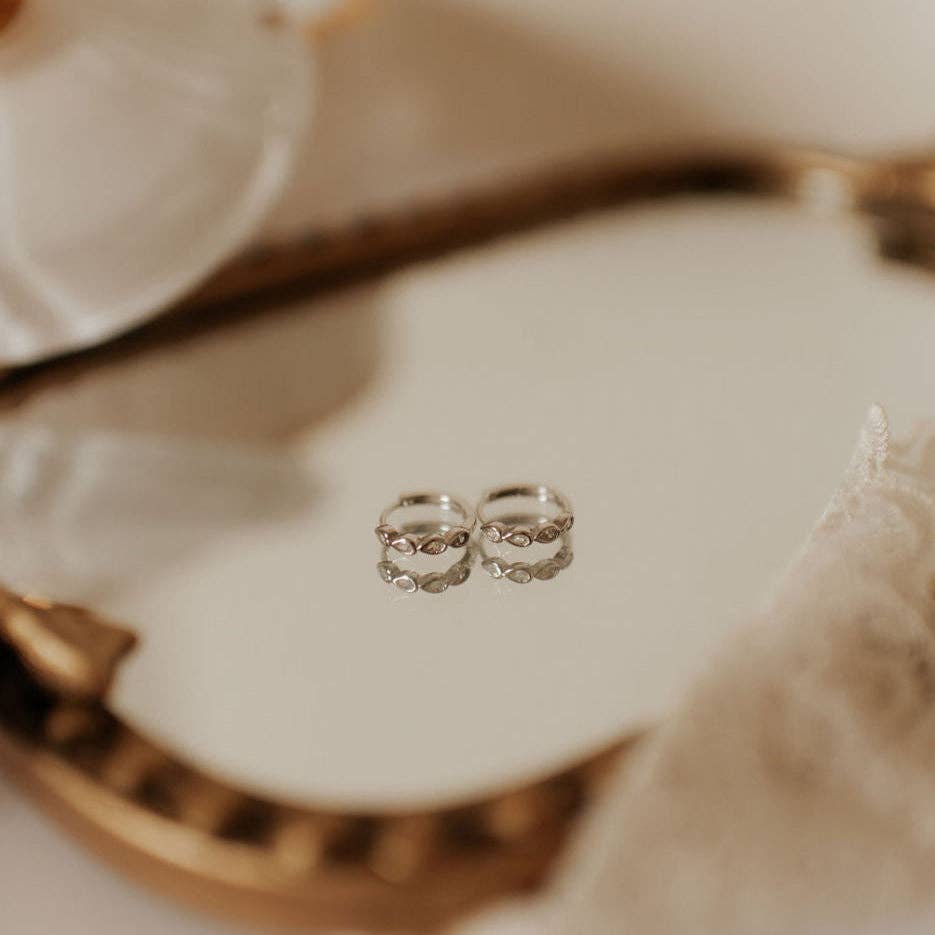 May Raindrop Hoops: Silver