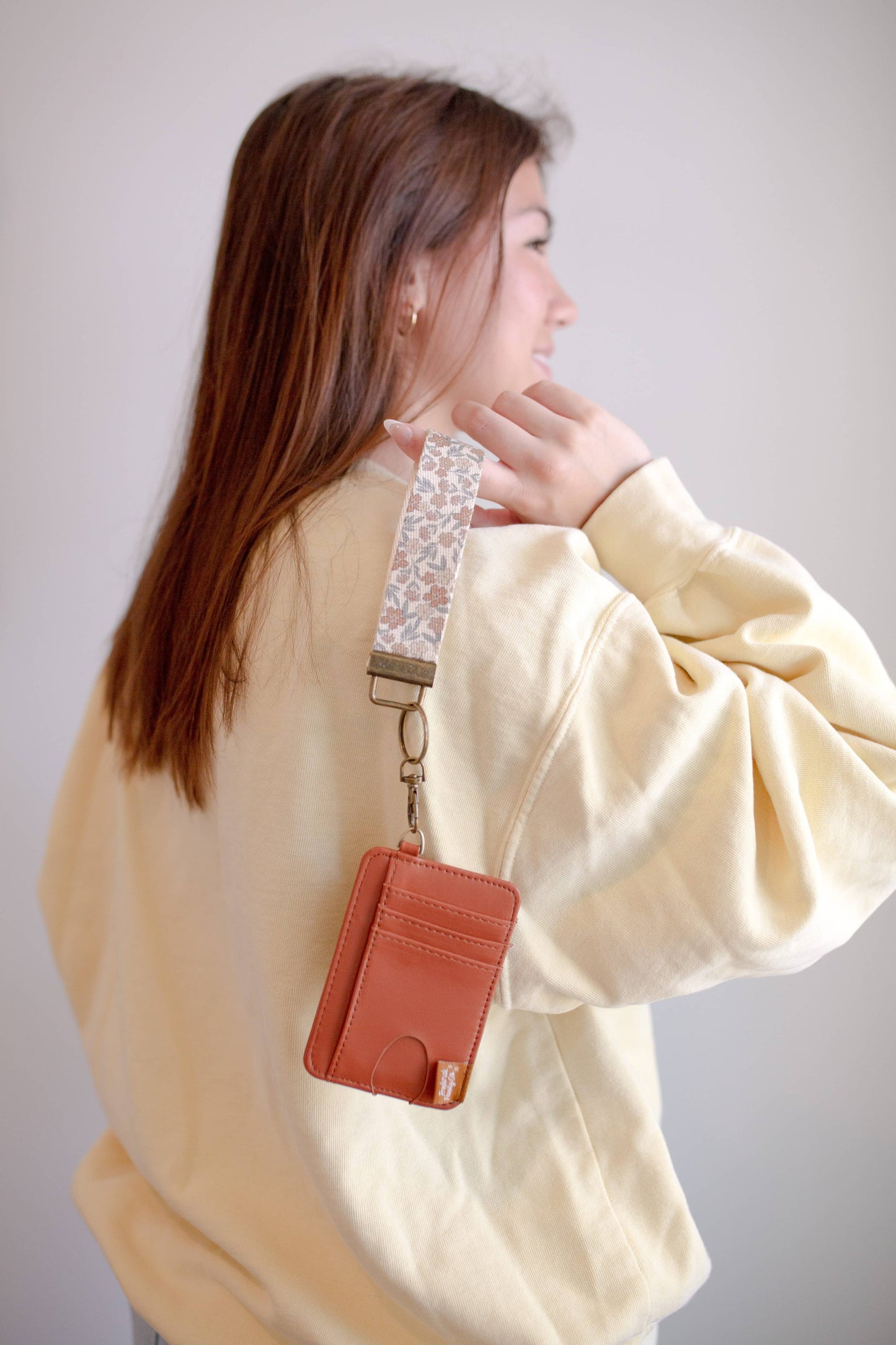 Card Holder Keychain Wallet with Wrist Lanyard, Faux Leather Compact Card Holder, Stylish Keychain Wallet for Women: 6 harvest flower / Beige