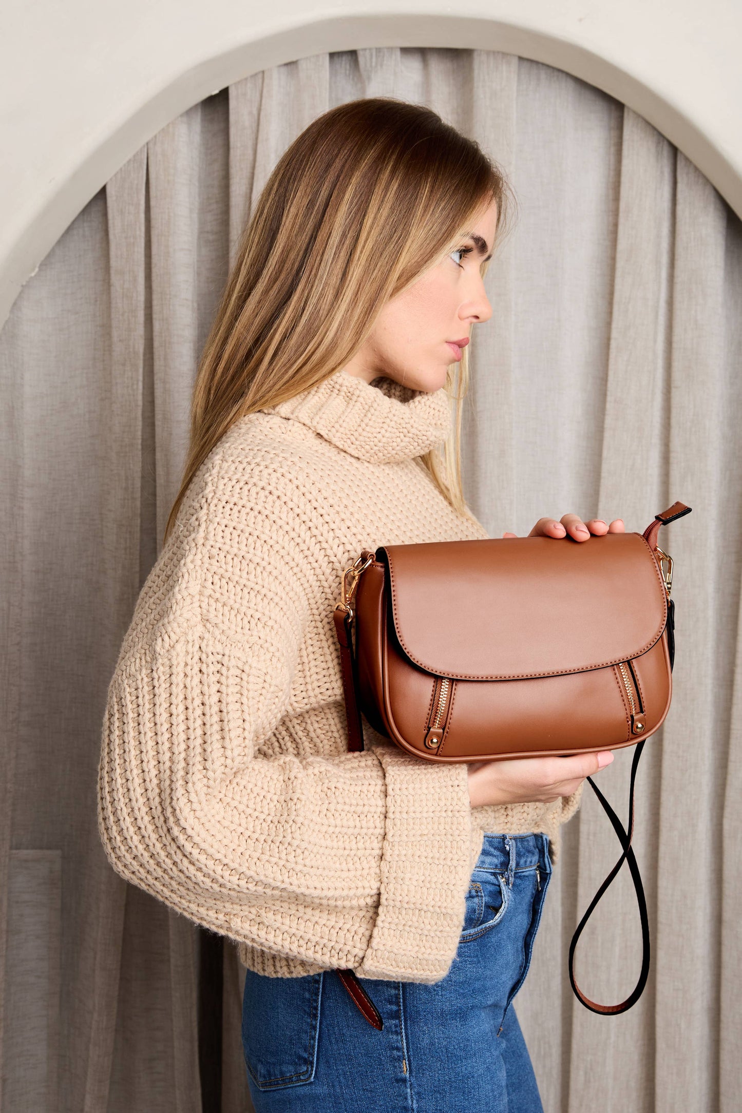 Lindsay Flapover Crossbody Bag – Dual Zip | M2628 : Black