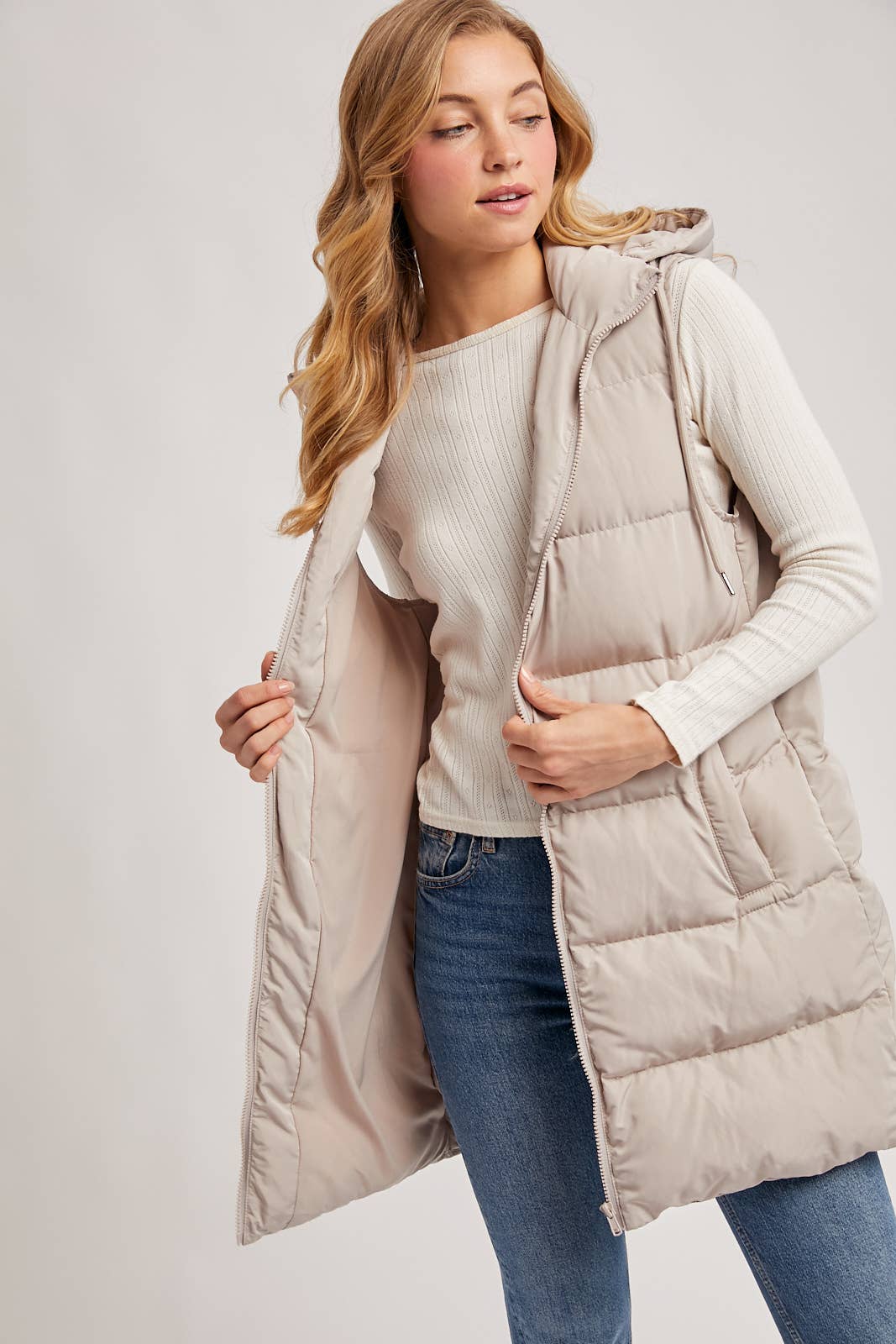 HOODED ZIPPER DOWN LONGLINE PUFFER VEST: CHOCOLATE / M