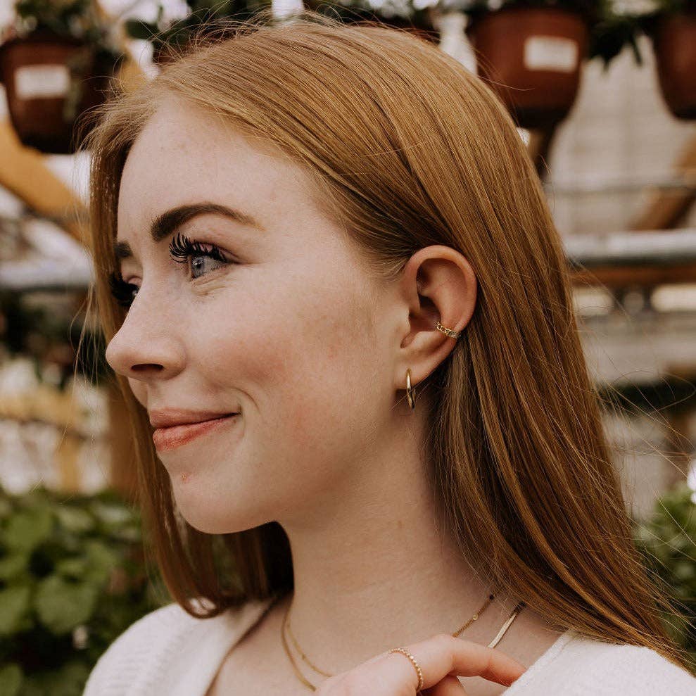 Olivia Essential Hoops: Silver / Medium (17 mm)