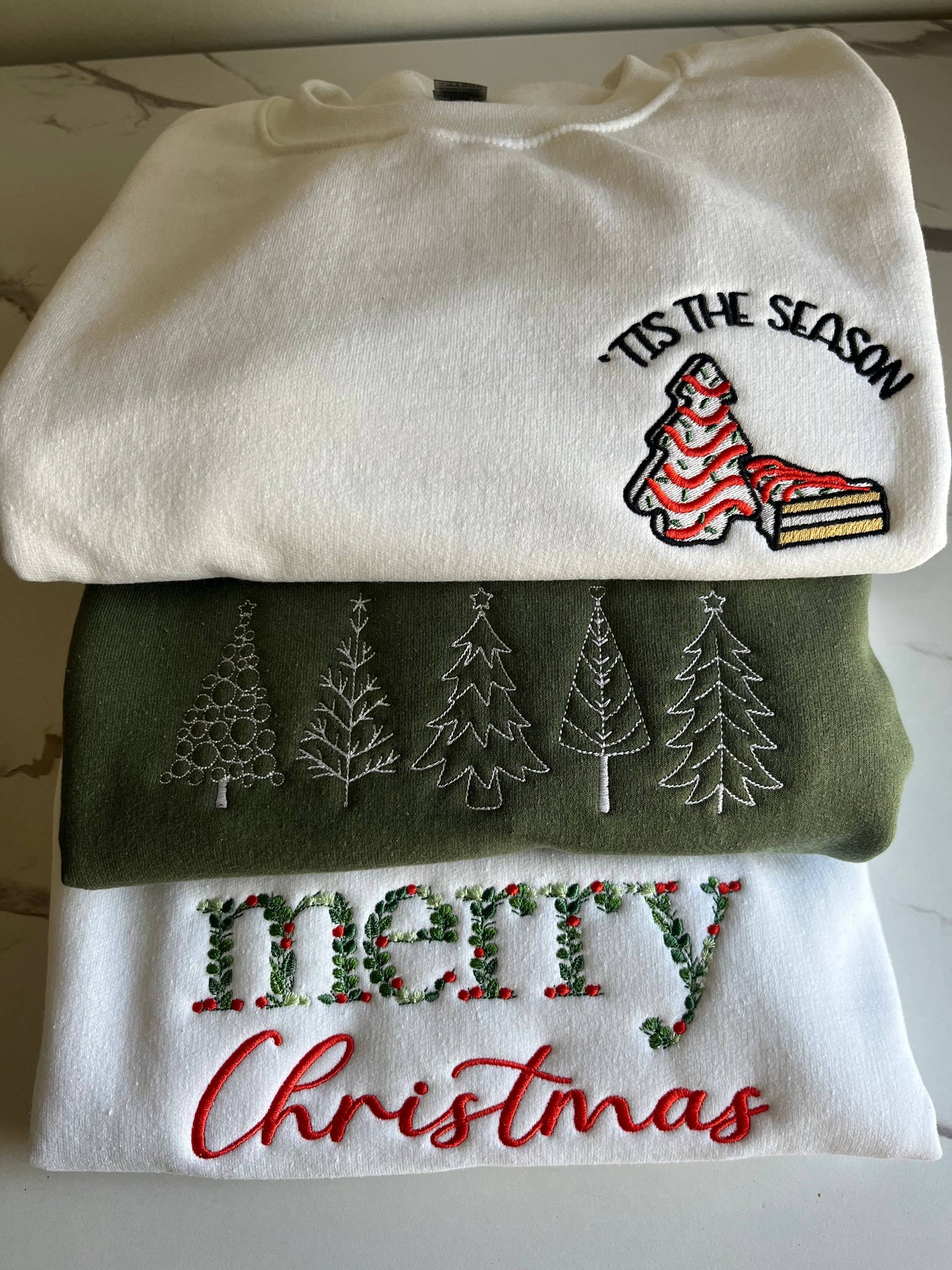 Embroidered Christmas Sweatshirt: XL
