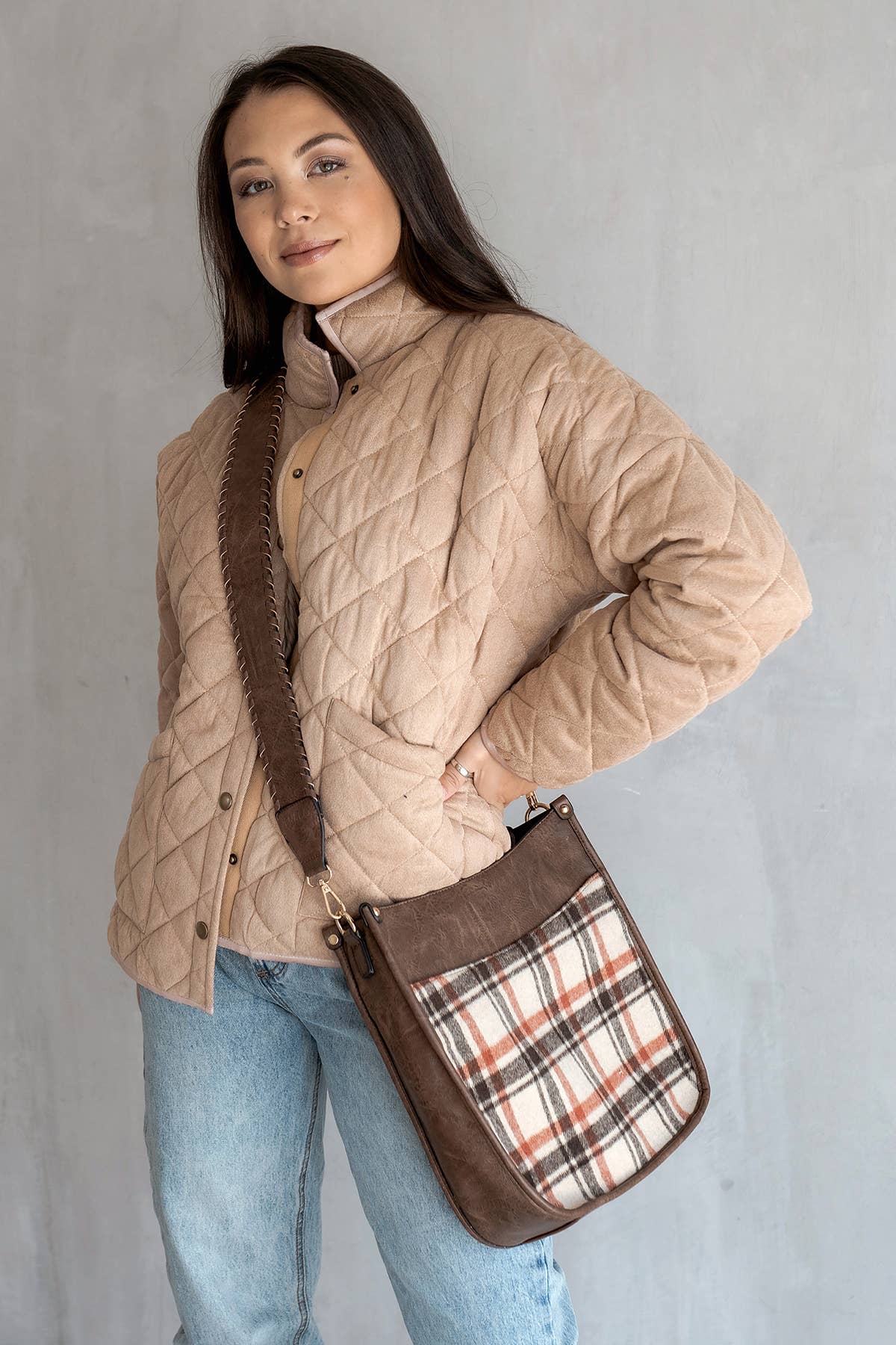 M1977PLD Chloe Plaid Crossbody with Guitar Strap: Brown/Beige