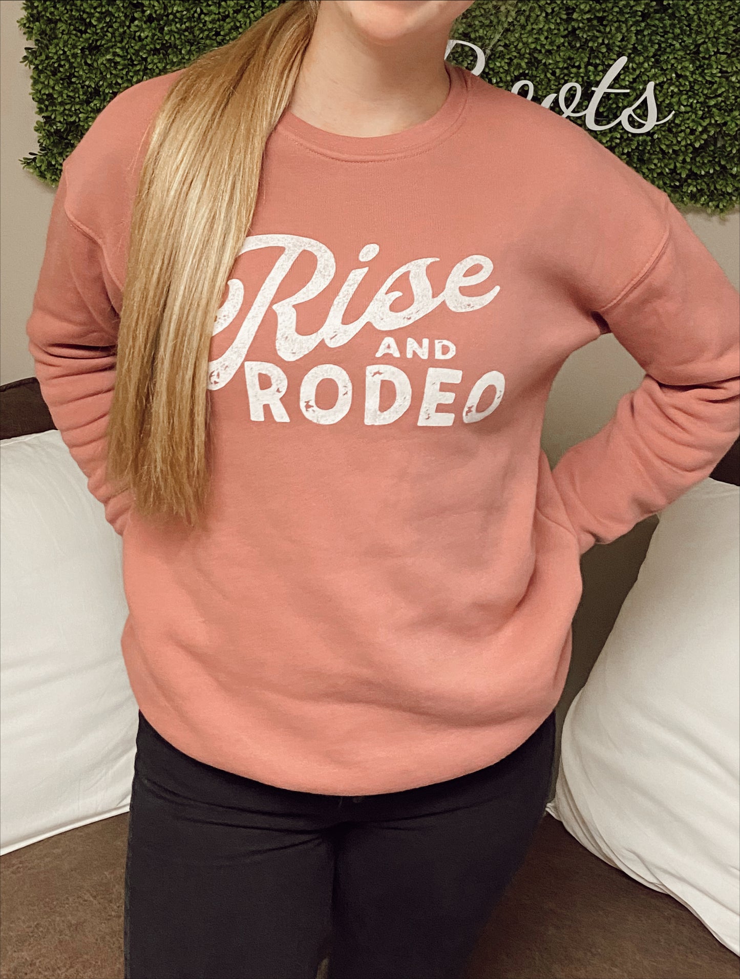 RISE AND RODEO Crew Neck